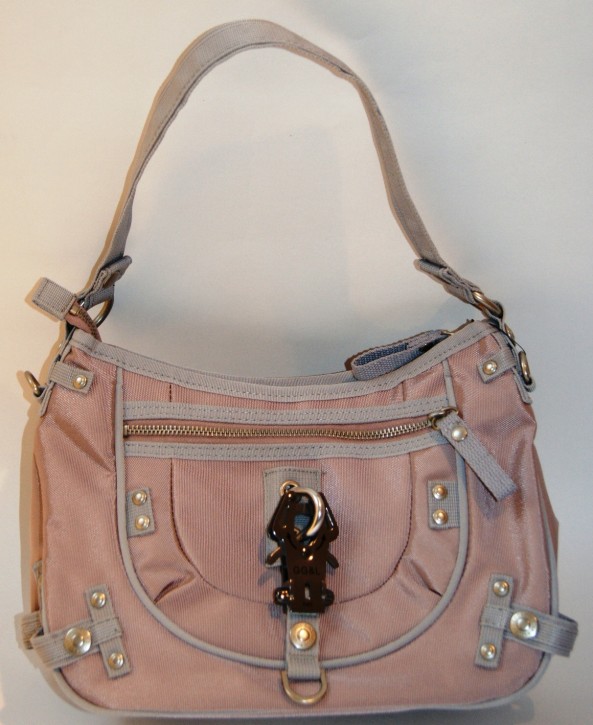 GEORGE  GINA & LUCY MELALALAND FARBE COMMANDER #06