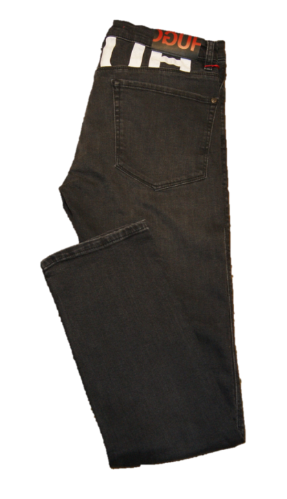 HUGO Slim-Fit Jeans Hugo 708 aus Stretch-Denim mit HUGO logo hinten am Satteleinsatz schwarz 020