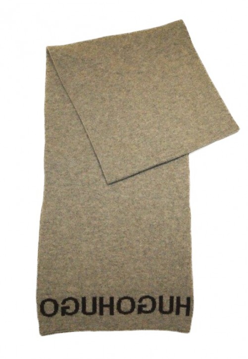 HUGO Strickschal Men-Z 472 mit Reversed-Logo aus Jacquard Farbe grau 061