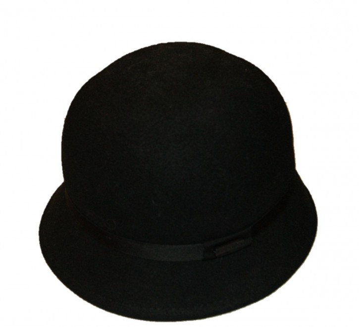 HUGO Hut WOMAN-X 188 mit Satinband und Hugo logo Farbe schwarz